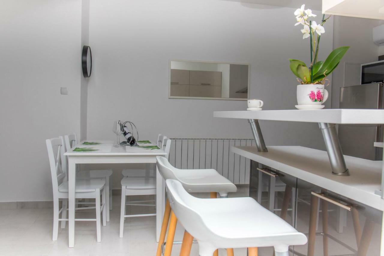 Apartments Zorica Dramalj Eksteriør bilde