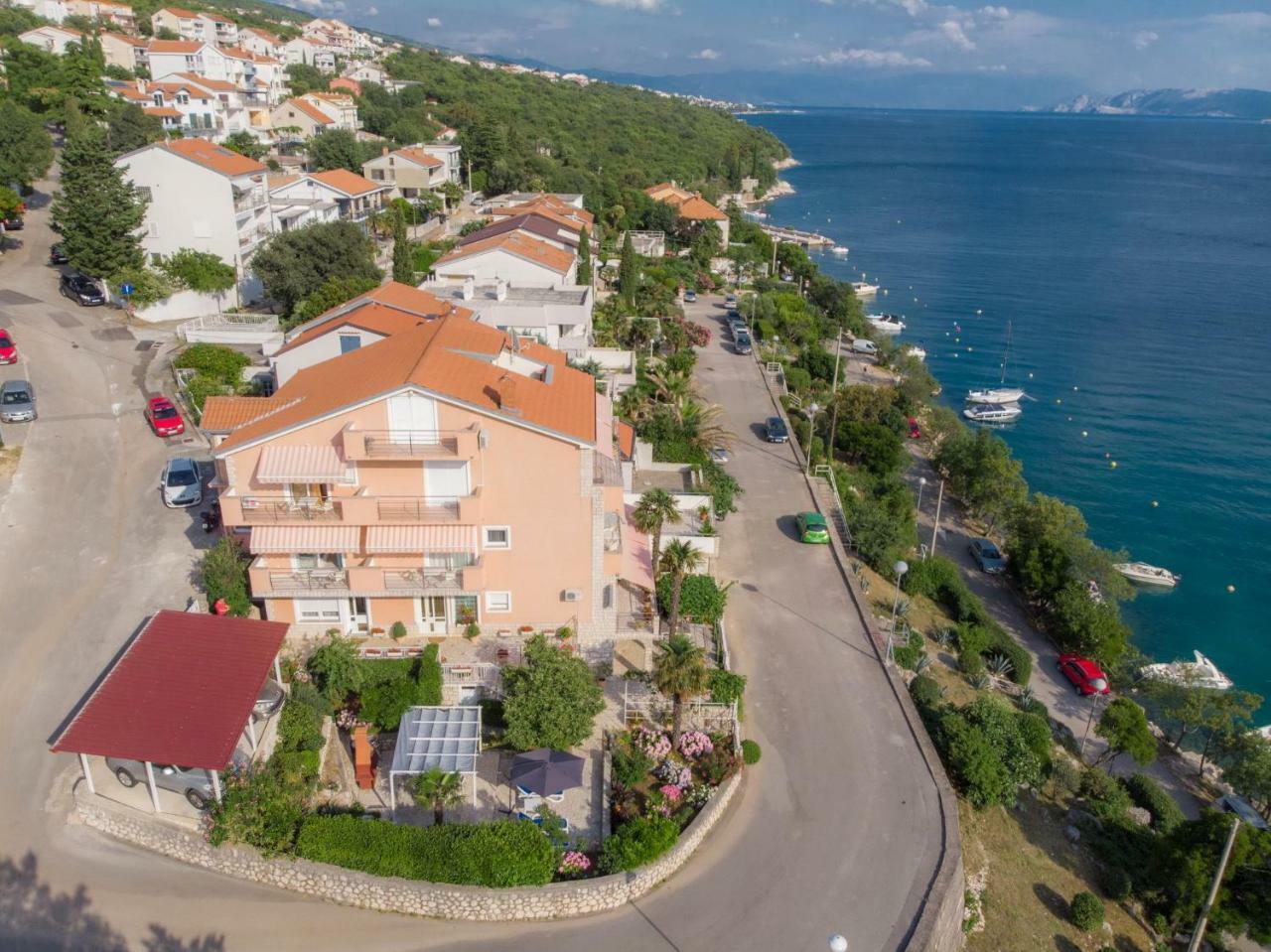 Apartments Zorica Dramalj Eksteriør bilde