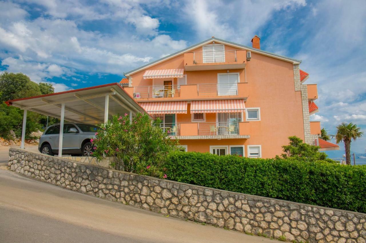 Apartments Zorica Dramalj Eksteriør bilde