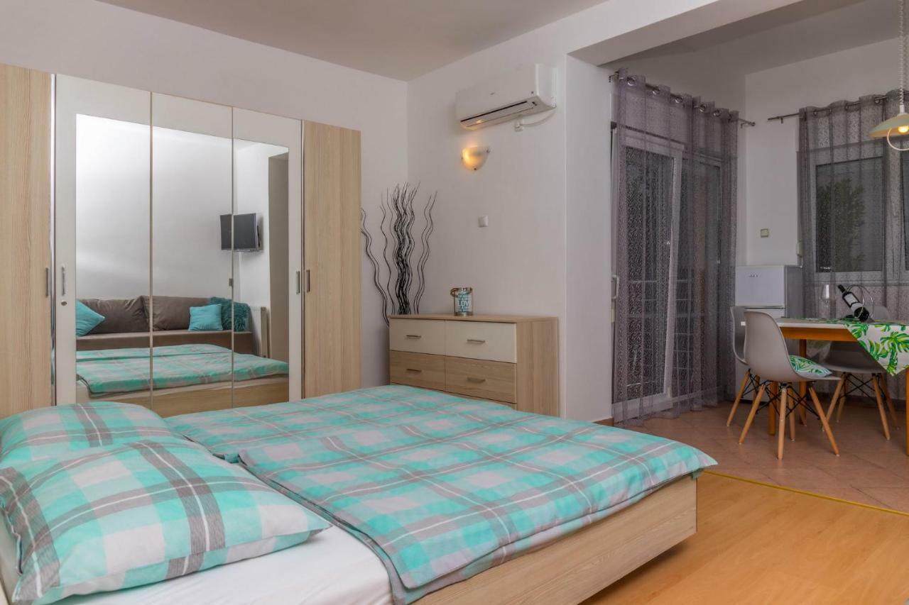 Apartments Zorica Dramalj Eksteriør bilde